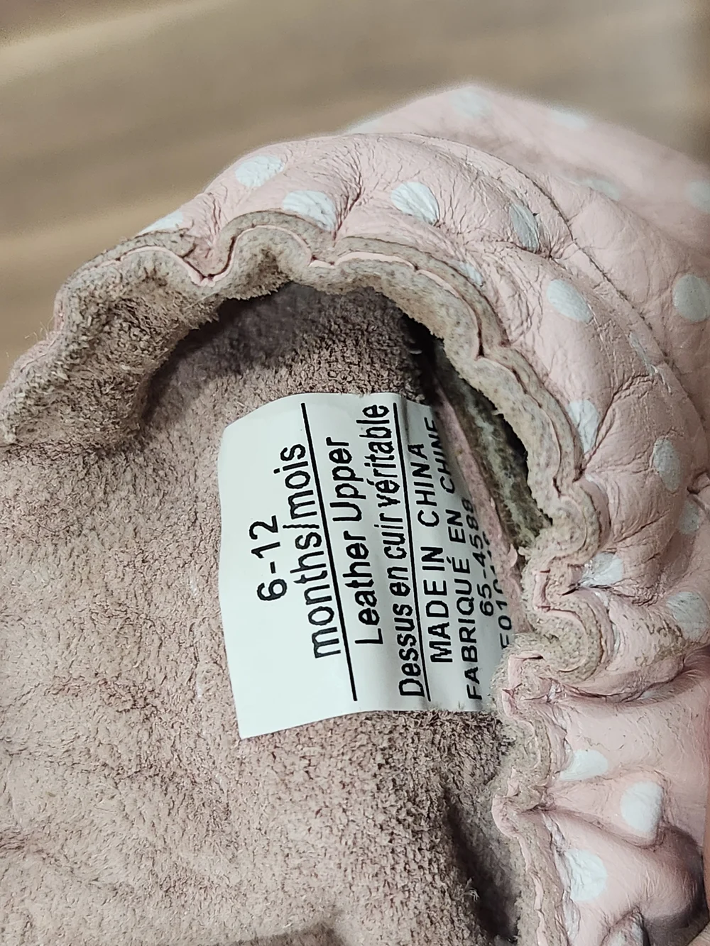 Robeez soft pink